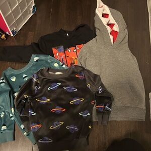 3 and 4T sweatshirt bundle